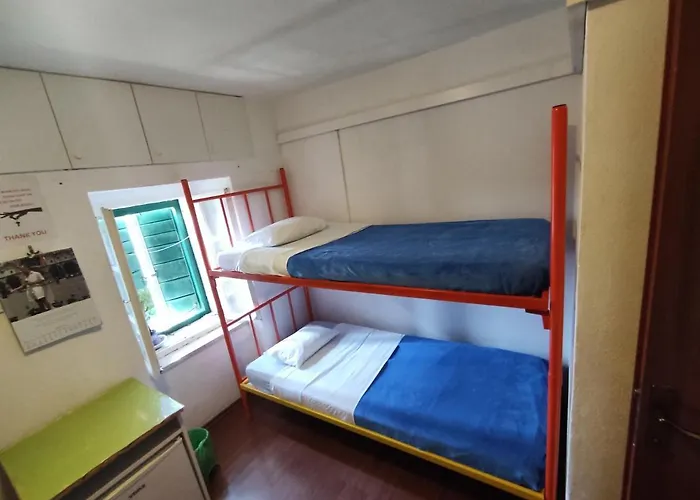 Periko Gostinjska kuća 3*