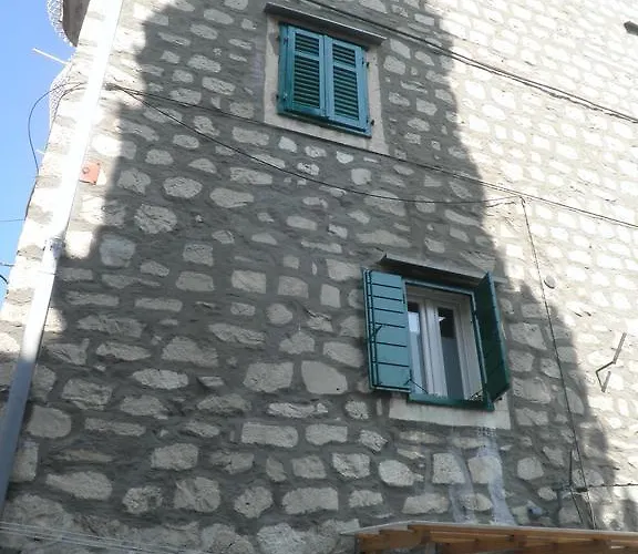 Periko Gostinjska kuća